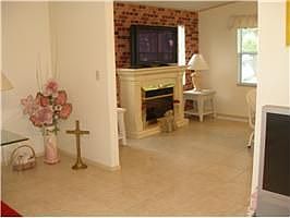 3rd image of 1732 Magnolia Ave