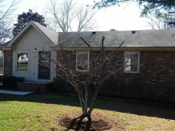 152 Lakeland Ct, Winchester, TN 37398