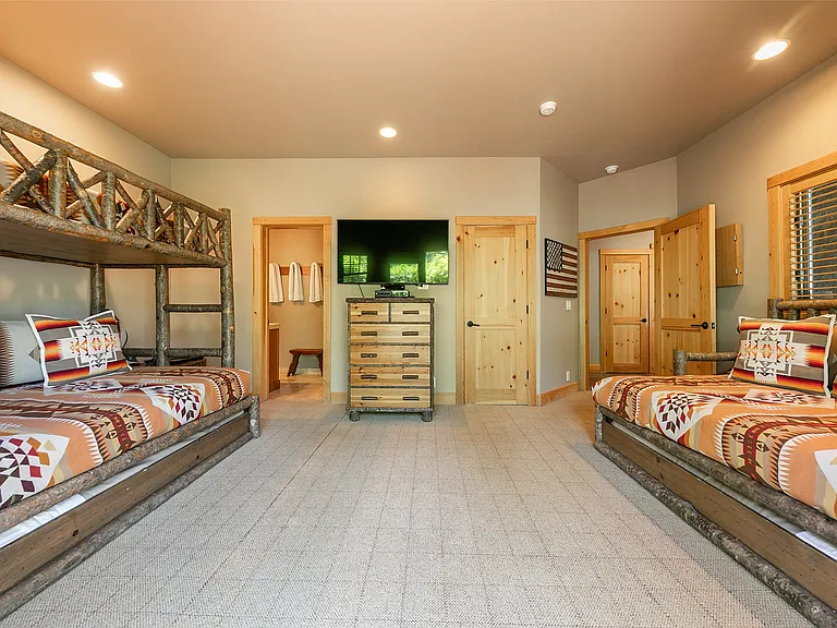 3107 Sierra Crest Ct — Photo 36