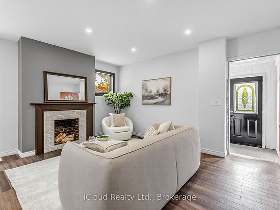 3rd image of 1303 Woodbine Ave