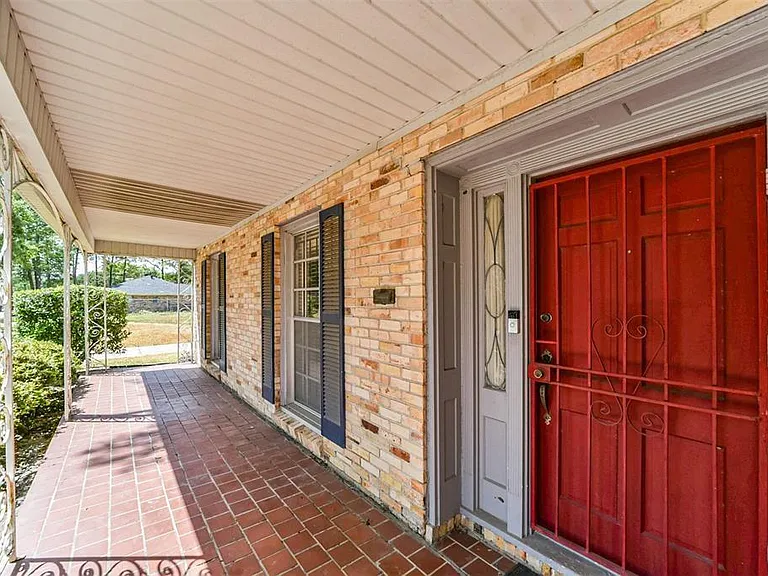3423 Ozark St — Photo 6