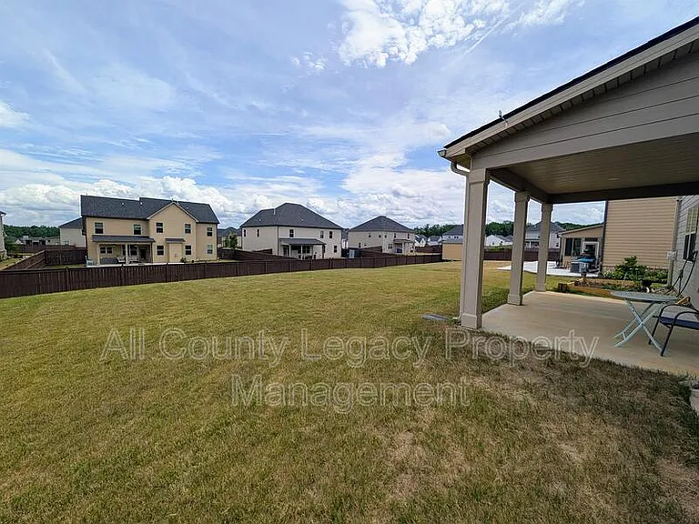 928 Blue Juniper Cir — Photo 15