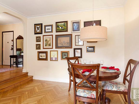3rd image of 320 W 90th St APT 5B