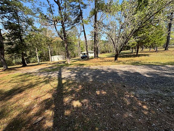 2nd image of 486 Pleasant Ridge Rd