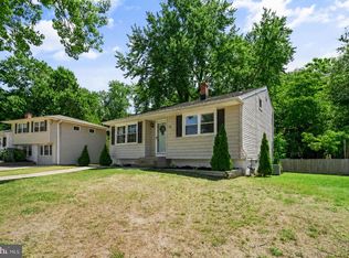 36 Timber Dr, Barrington, NJ 08007