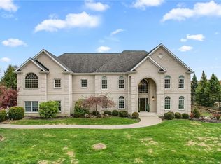 711 Parkview Dr, Gibsonia, PA 15044