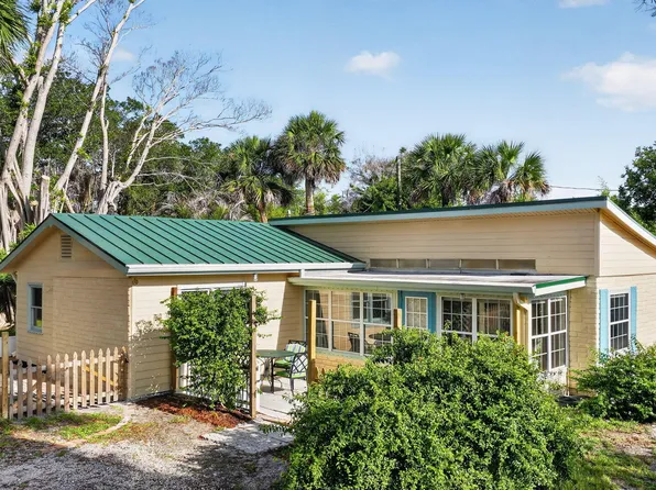 681 Rio Vista Drive, Fort Pierce, FL 34982