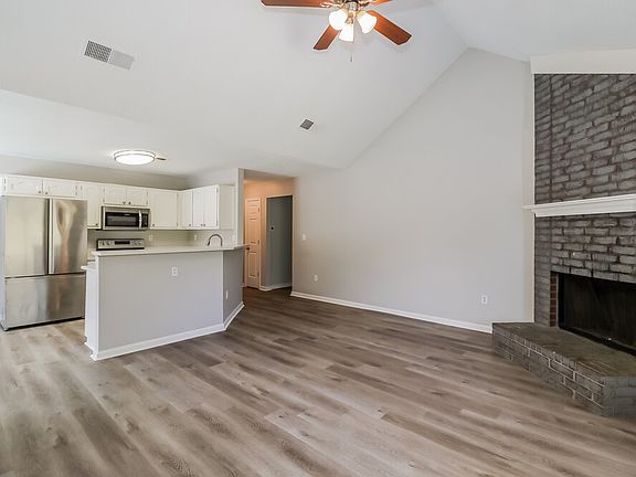 5th image of 6794 Valerie Dr