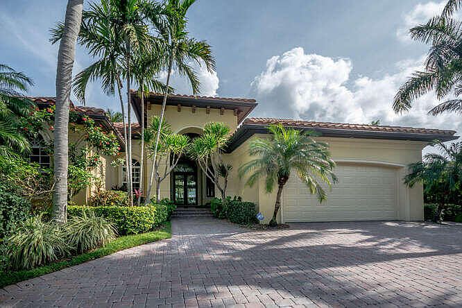 Pirates Cove Palm Beach Gardens 4 Homes for Sale