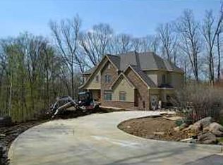 916 Matthews Brook Ln, Powell, OH