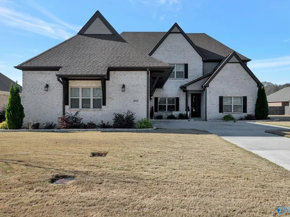 3002 Ginn Point Rd SE, Owens Cross Roads, AL 35763