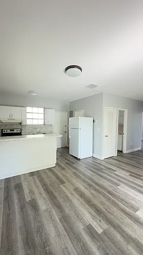 Floor plan 851 9 House