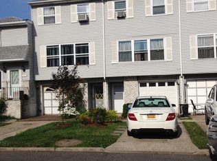 163 Lorraine Loop, Staten Island, NY 10309
