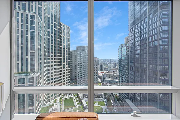 Rented by Oxford Property Group | media 22