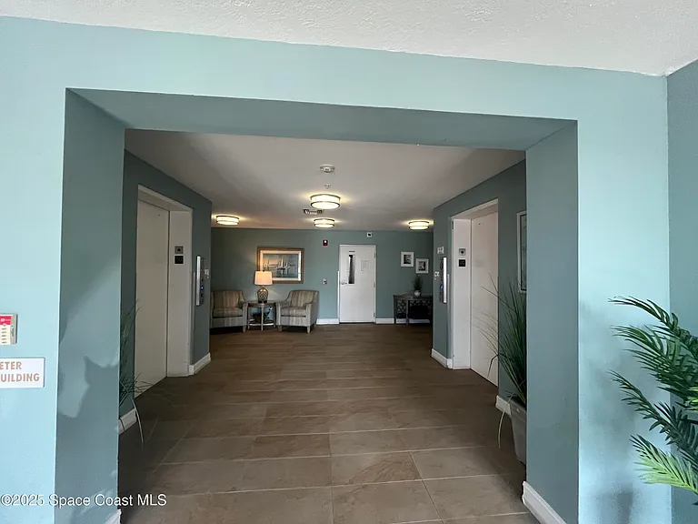490 Sail Ln #605 — Photo 24