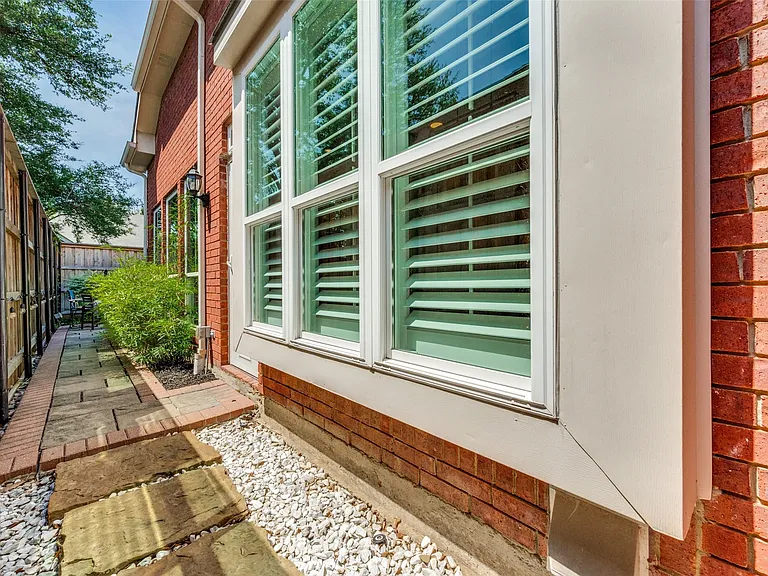 3772 Waterside Ct — Photo 20