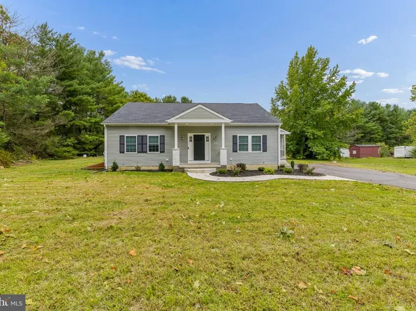632 Royal Ave, Franklinville, NJ 08322