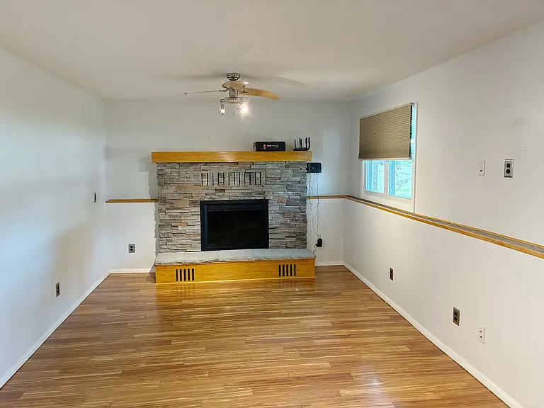 2180 Westcliff Dr — Photo 23