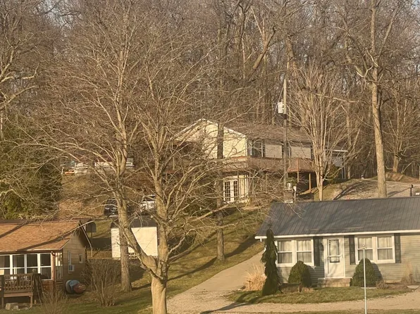 400 Ln 148 Hamilton Lk, Hamilton, IN 46742