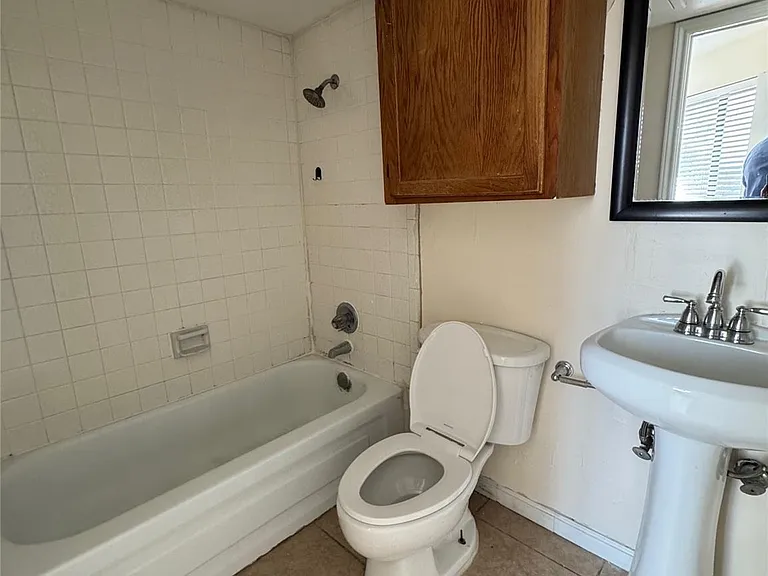 9801 Walnut St #A305 — Photo 10
