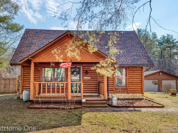 10134 E Stanley Rd, Davison, MI 48423