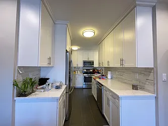 Rented by Rita S Citrin, LREB