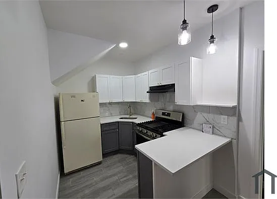 10 Patten Pl #1F — Photo 8