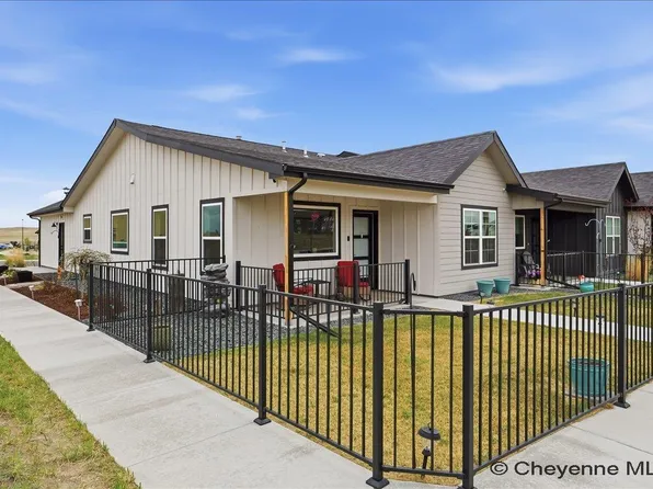 1404 Big Meadow Dr, Cheyenne, WY 82007