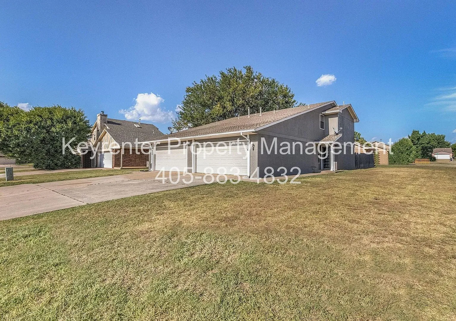 **25 Percent Off your First Month's Rent** Beautiful 2BD/2.5 BTH Home Right off of NW Expressway ... — Photo 2
