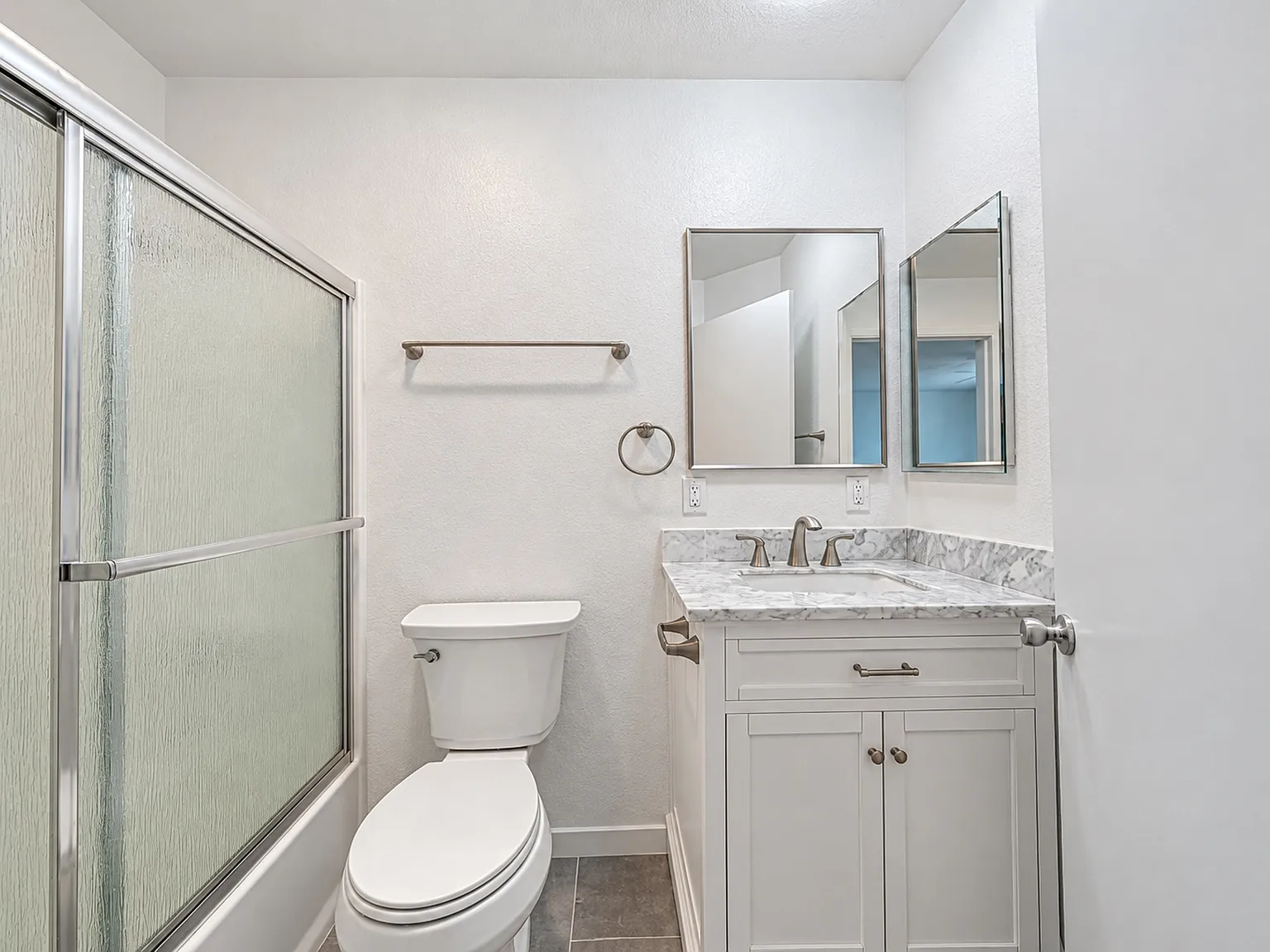 2251 Crenshaw Blvd — Photo 4