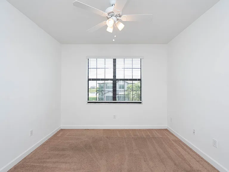 15218 Sunny Day Dr — Photo 45