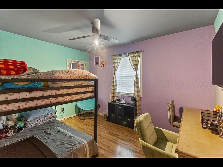 1112 Juniper Dr — Photo 2