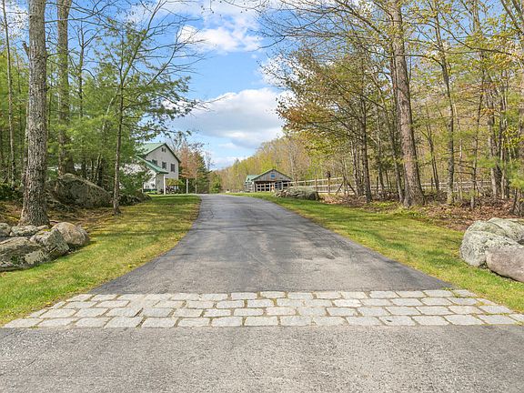 3rd image of 86 Duke Lane