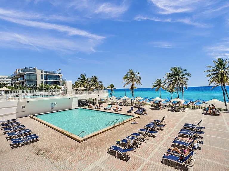 2401 S Ocean Dr #802 — Photo 40