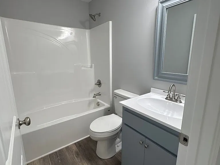 307 W Coffee St — Photo 16