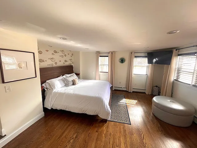 4 bed, 1508 sqft, $3,500 — Photo 3