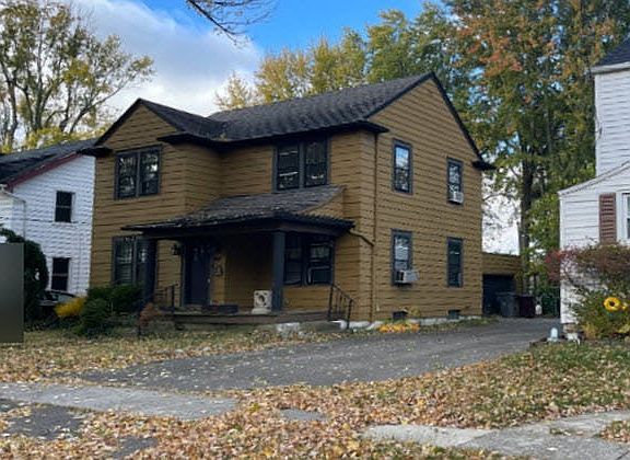 2nd image of 312 S Judkins Ave