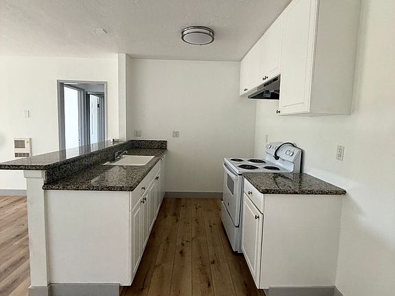 3rd image of 5505 Ackerfield Ave APT 316