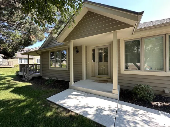 W240N2337 Range Line COURT #A, Pewaukee, WI 53072