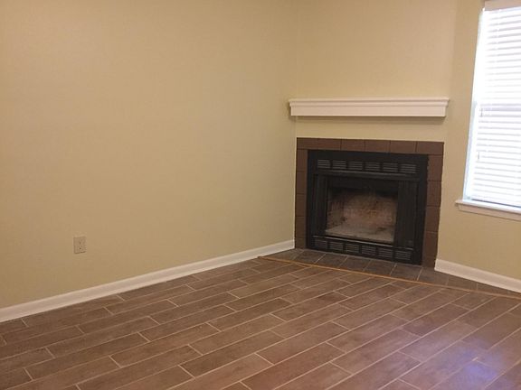 4th image of 518 E 7th St #4