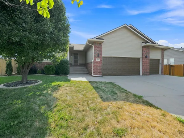 5112 N Saker Cir, Wichita, KS 67219
