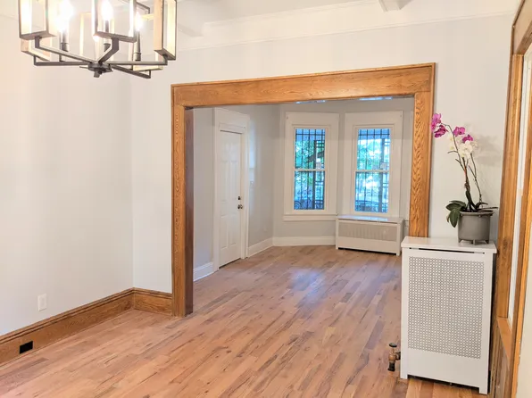 862 East 15th Street image 1 of 17