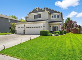 5104 Antigua Dr, Pasco, WA 99301