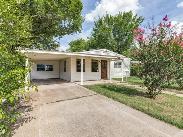 2810 Dogwood Park Dr, Richland Hills, TX 76118