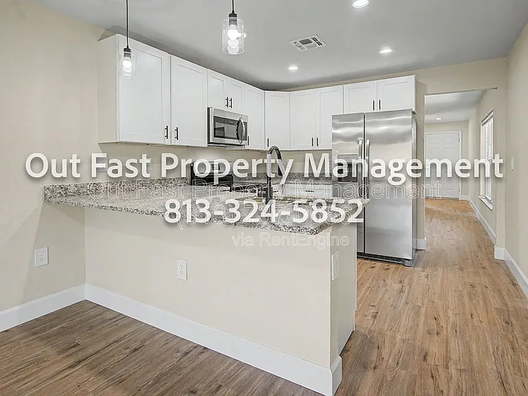 1803 Venus St — Photo 26