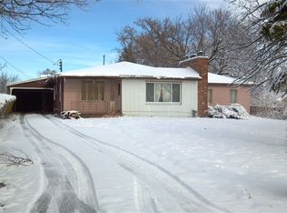 1069 Holtslander Ave, Flint, MI 48505