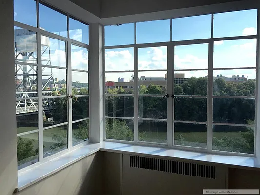 Rented by Sovereign Associates | media 21