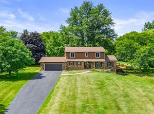 11935 Kingston Pl, Algonquin, IL 60102