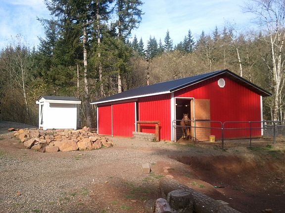 6-7 year old barn - 24x36