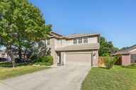 Preston Pass Dr-S1311-001.jpg